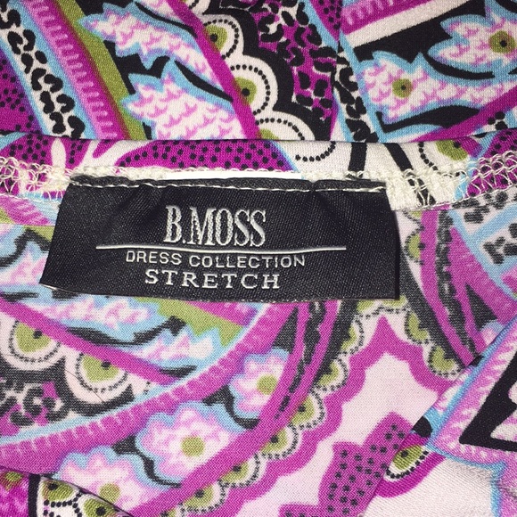 Robe B Moss Taille 6 Couleur Tan Avec Fleurs Roses Et Violettes - Sans Manches, Occasion En Très Bon état - Style Bohème Et Fluide